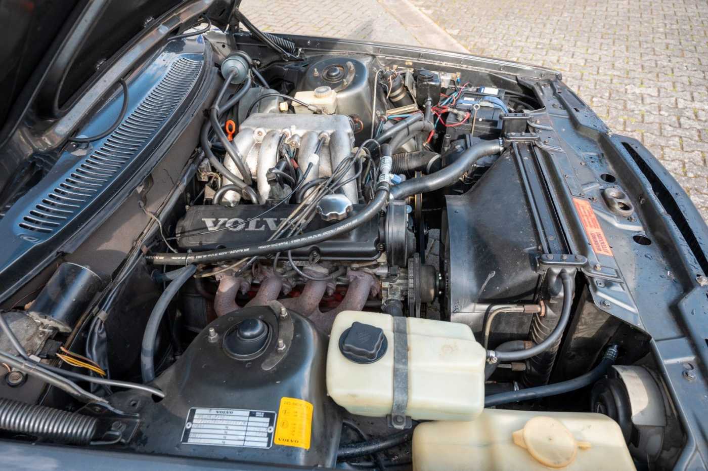 Volvo  GLT Schiebedach